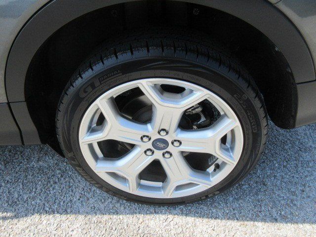 Used 2019 Ford Escape Titanium FWD image 11