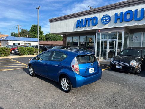Used 2012 Toyota Prius C Three FWD image 9