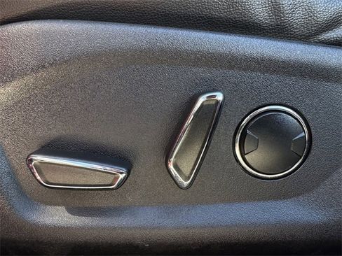 Used 2016 Ford Explorer Sport image 27