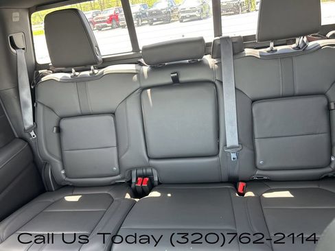 Certified 2021 Chevrolet Silverado 1500 High Country w/ Technology Package AWD/4WD image 37