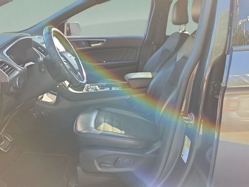 Used 2020 Ford Edge SEL FWD image 9