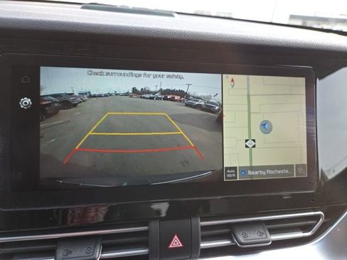 Used 2022 Kia Niro EX w/ Cold Weather Package image 17