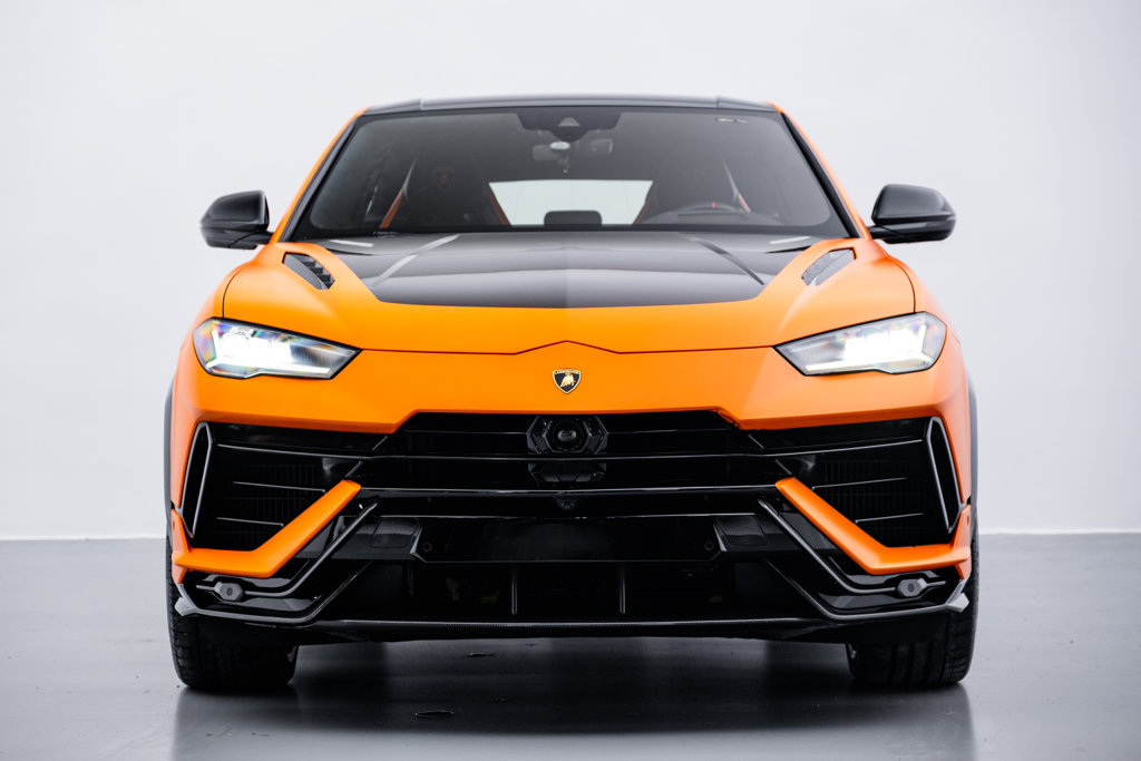 Used 2023 Lamborghini Urus Performante AWD/4WD image 4
