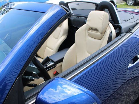 Used 2017 Mercedes-Benz SLC 300 w/ Premium 1 Package image 15