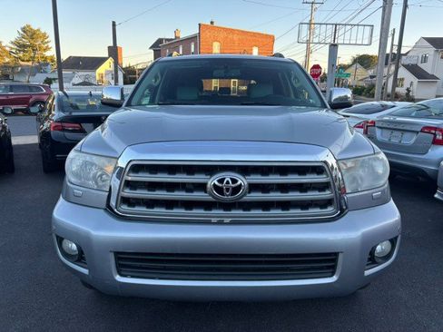 Used 2010 Toyota Sequoia Limited image 13
