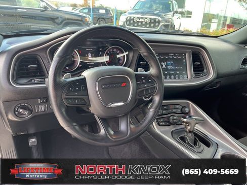 Used 2022 Dodge Challenger R/T Scat Pack image 9