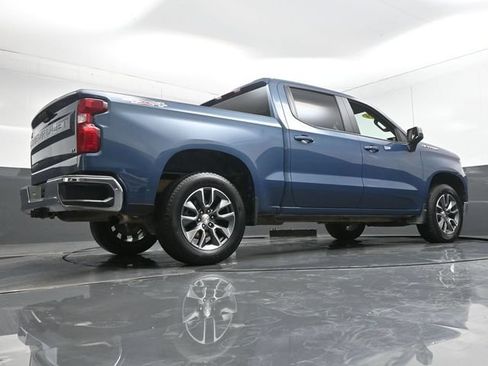 Used 2024 Chevrolet Silverado 1500 LT AWD/4WD image 33