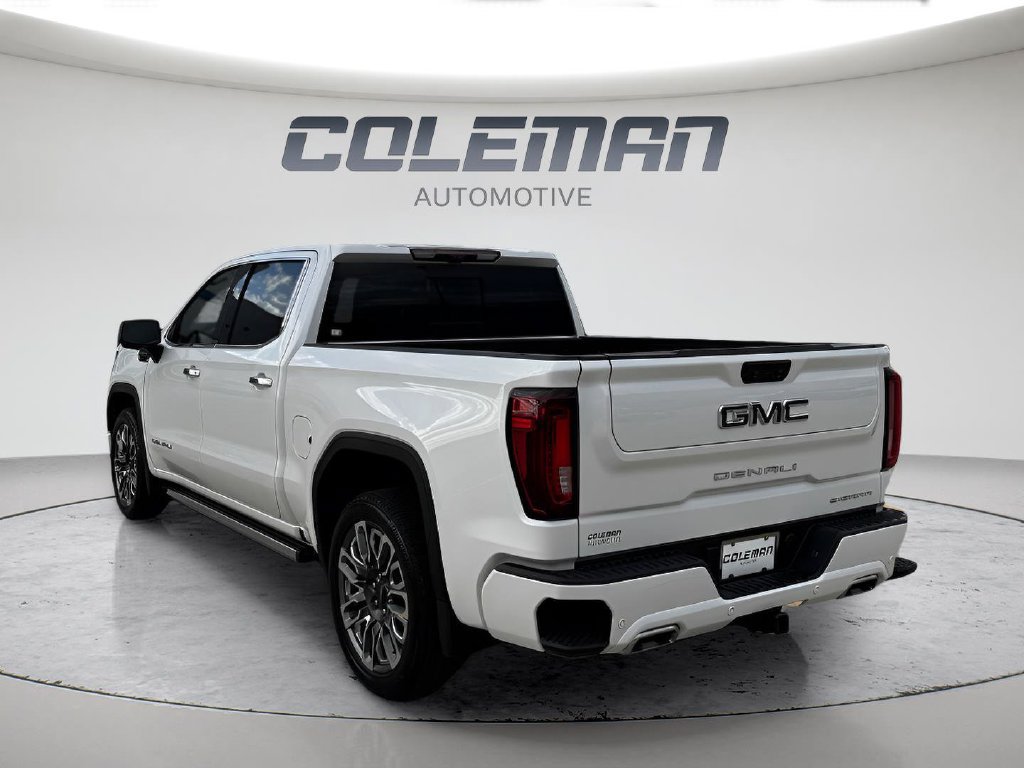 Used 2023 GMC Sierra 1500 Denali Ultimate AWD/4WD image 3