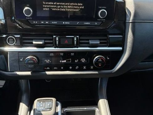 Used 2024 Nissan Pathfinder SV w/ Lighting Package (N92) AWD/4WD image 15