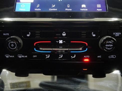 Certified 2022 Jeep Grand Cherokee L Limited image 20