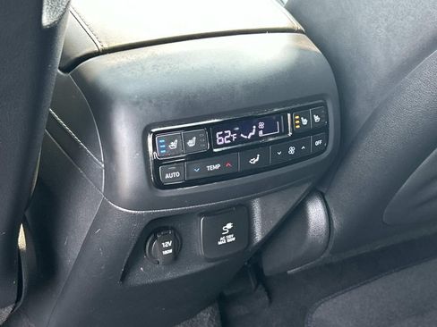 Used 2024 Hyundai Palisade Calligraphy FWD image 24