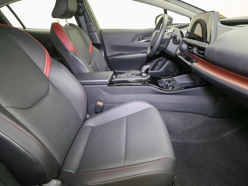 Used 2024 Toyota Prius Prime FWD image 16