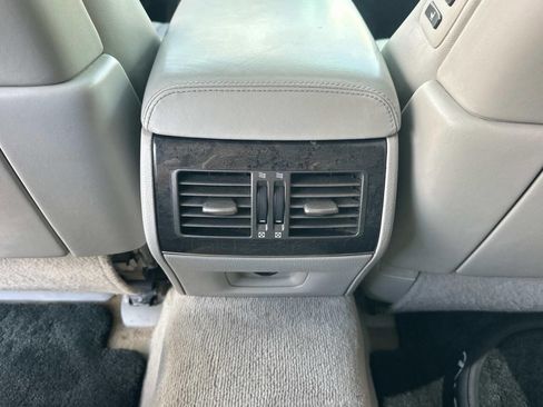 Used 2008 Lexus LS 460 RWD image 12