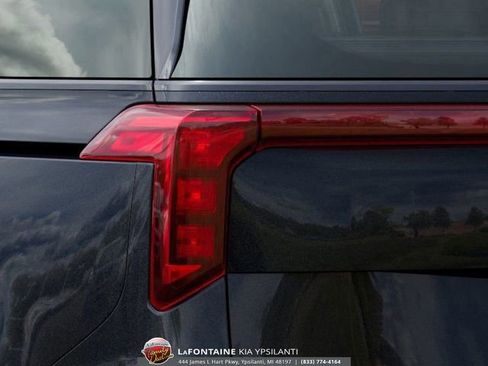 New 2026 Kia Carnival SX FWD image 11