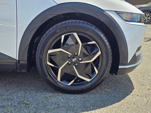 Used 2024 Hyundai Ioniq 5 SEL RWD image 9