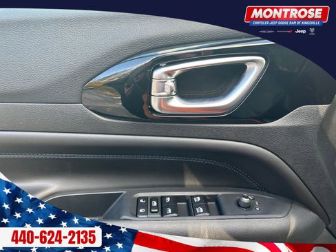 New 2026 Jeep Compass Limited image 10