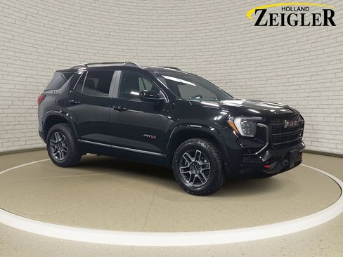 New 2026 GMC Terrain AT4 w/ Technology Package II image 3