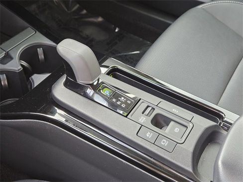 Certified 2025 Toyota Prius Limited image 23