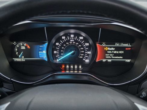 Used 2018 Ford Fusion Titanium AWD/4WD image 10