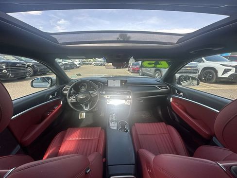 Used 2025 Genesis G70 2.5T w/ Sport Prestige Package RWD image 28