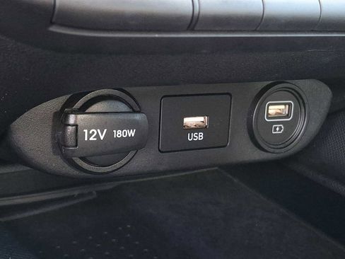 Used 2023 Hyundai Elantra SEL w/ Convenience Package FWD image 24