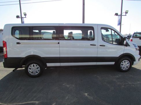 Used 2023 Ford Transit 350 XLT image 6