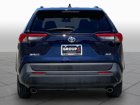 Used 2025 Toyota RAV4 XLE FWD image 5