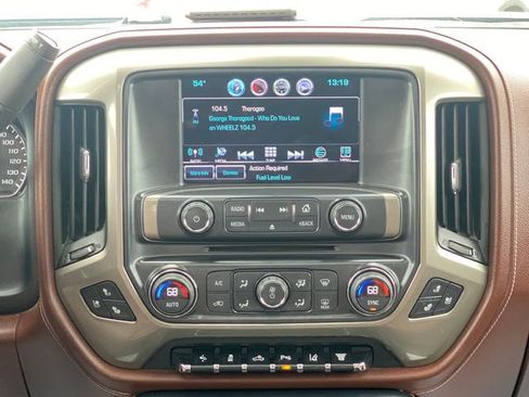 Used 2016 Chevrolet Silverado 3500 High Country w/ High Country Premium Package AWD/4WD image 22