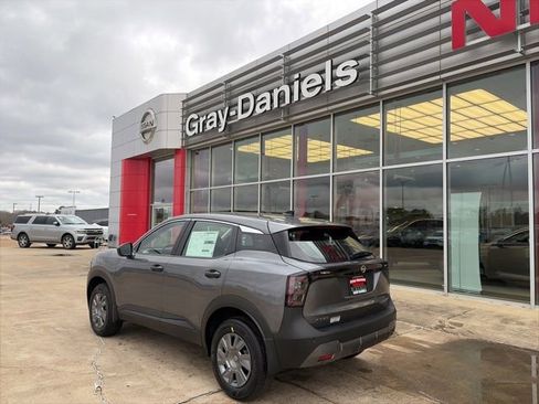 New 2026 Nissan Kicks S image 2