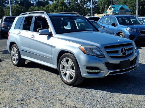 Used 2015 Mercedes-Benz GLK 350 4MATIC image 3