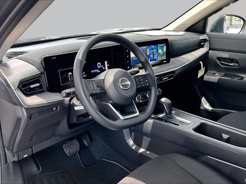New 2026 Nissan Kicks S FWD image 8
