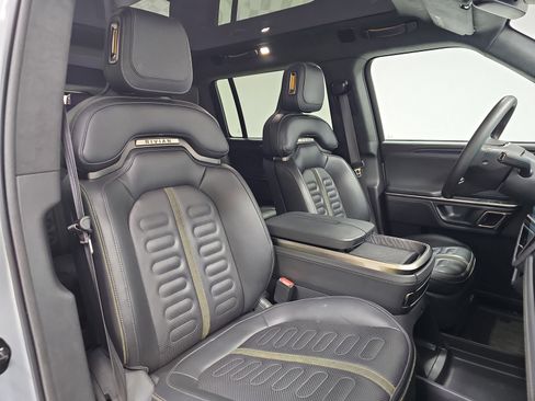 Used 2024 Rivian R1S Adventure image 24