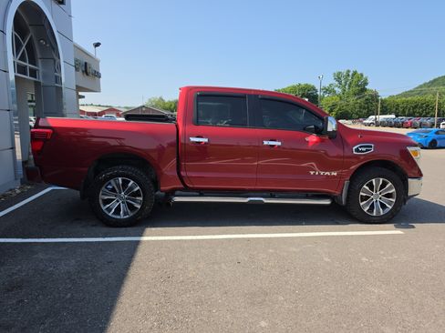 Used 2017 Nissan Titan Platinum Reserve AWD/4WD image 2