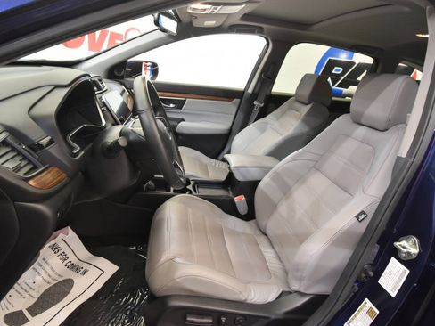 Used 2019 Honda CR-V Touring image 12