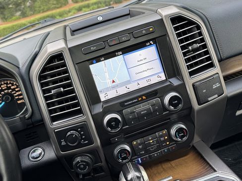 Used 2018 Ford F150 Limited w/ Trailer Tow Package image 26