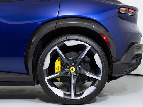 Used 2024 Ferrari Purosangue image 13