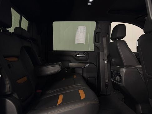 Used 2022 GMC Sierra 2500 AT4 w/ AT4 Premium Plus Package AWD/4WD image 28