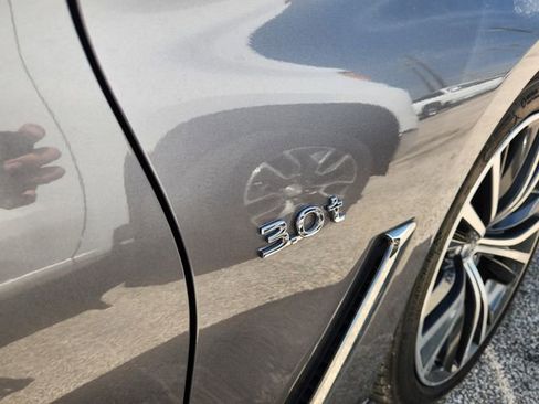 Used 2018 INFINITI Q60 3.0t Luxe w/ Sensory Package 3.0T Luxe image 8