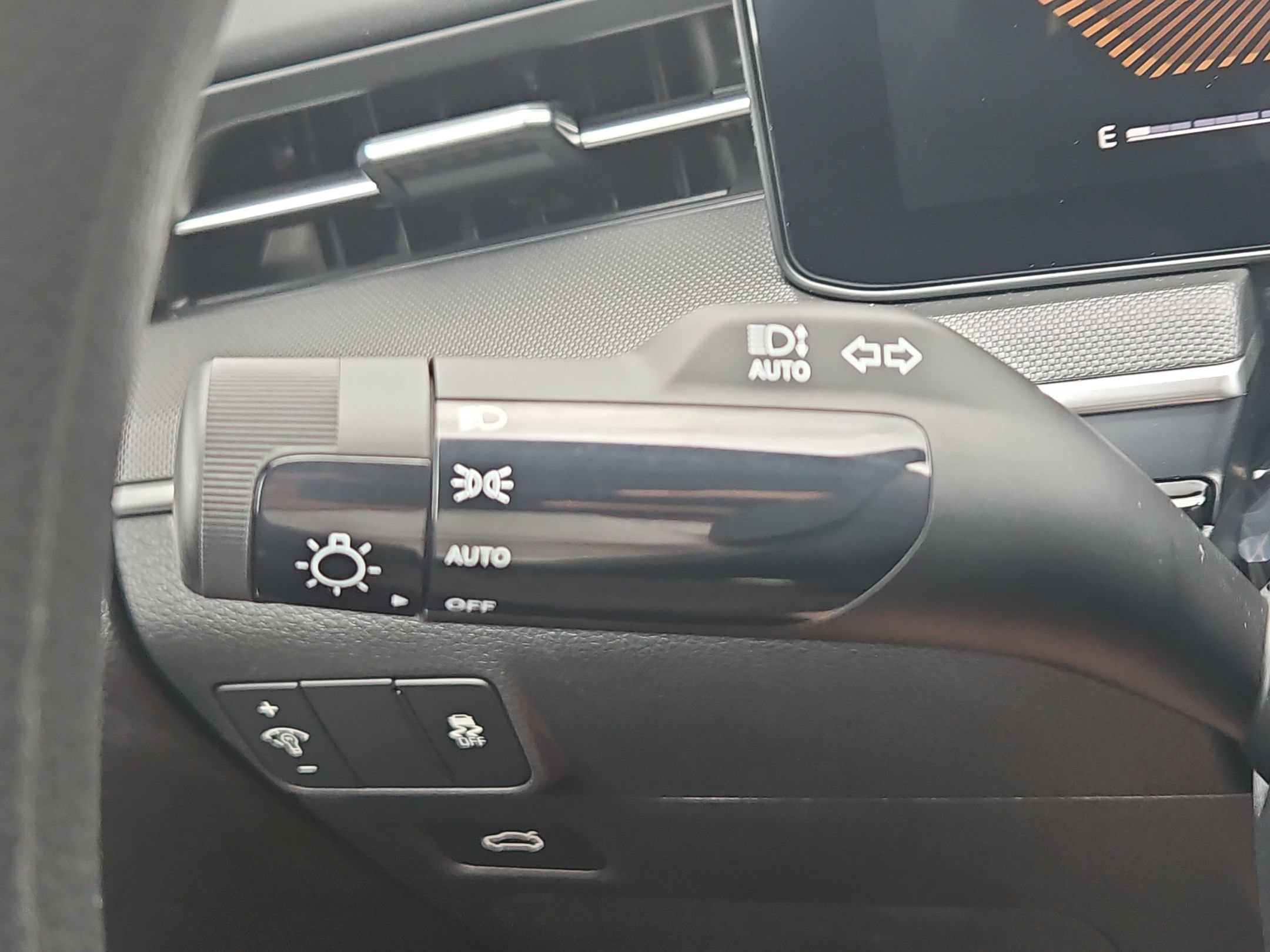 New 2026 Kia K5 LXS FWD image 20