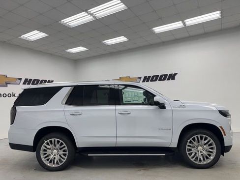 New 2026 Chevrolet Tahoe High Country w/ Sun And Tow Package AWD/4WD image 4