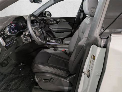 Certified 2025 Audi Q8 Premium w/ Convenience Package image 22