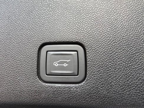 Used 2024 Cadillac XT6 Sport w/ LPO, Bronce Accent Package AWD/4WD image 34