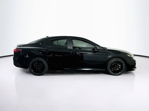 Used 2025 Toyota Camry LE w/ Convenience Package FWD image 10