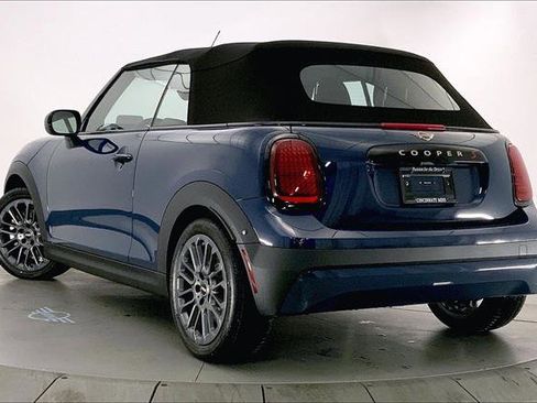 New 2026 MINI Cooper S image 2