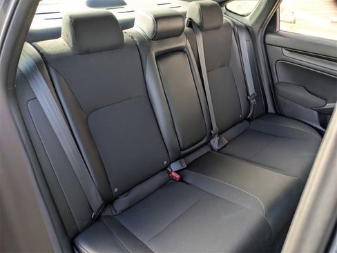 Used 2025 Honda Civic Sport image 49