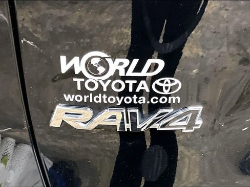 Certified 2024 Toyota RAV4 LE AWD/4WD image 30