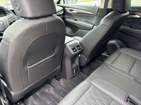 Used 2021 Buick Envision Avenir w/ Technology Package II AWD/4WD image 30