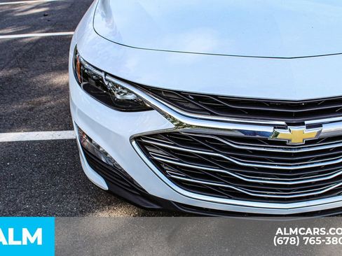 Used 2024 Chevrolet Malibu LT FWD image 11
