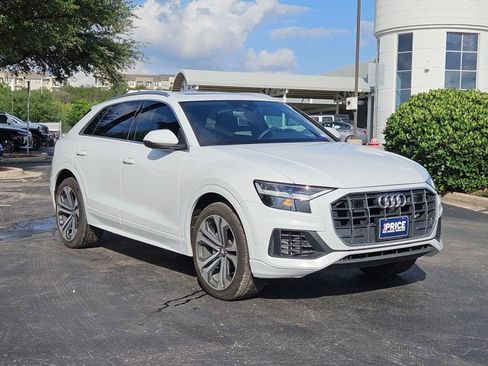 Used 2020 Audi Q8 Premium Plus w/ Premium Plus Package image 3