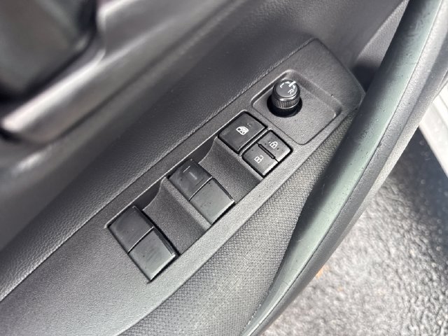 Used 2025 Toyota Corolla LE FWD image 13